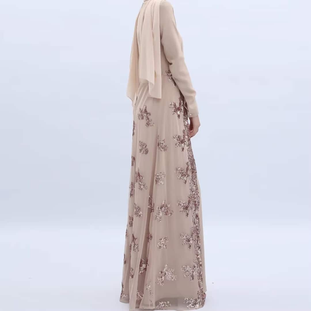 Abaya Beige Brodée à Manches Longues 3