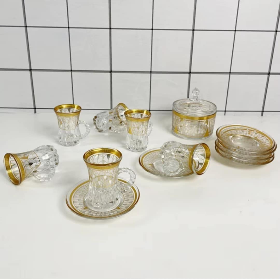 Ensemble Tasses à thé Oriental en Verre Doré 2