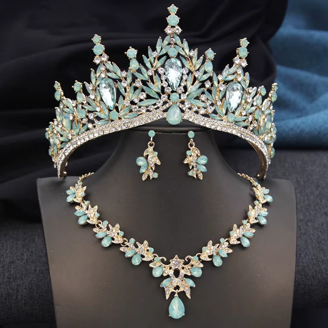 Parure Royale Orientale – Couronne, Collier et Boucles D'oreilles 3