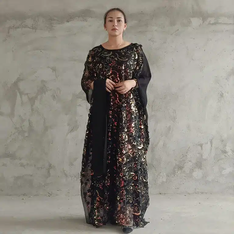 Robe orientale brodée Farasha à sequins