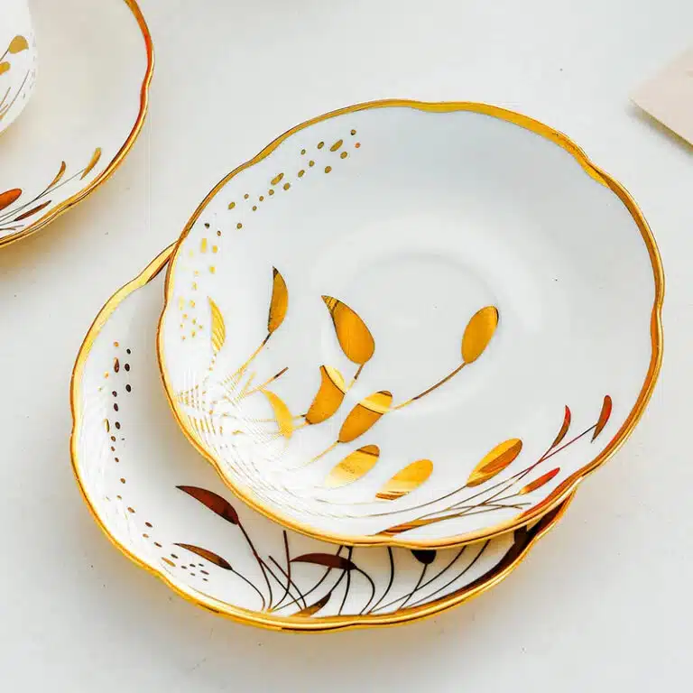 Tasse de café Turc motifs dorés