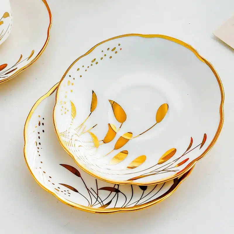 Tasse de café Turc motifs dorés