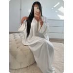 Satijnachtige abaya met V-hals