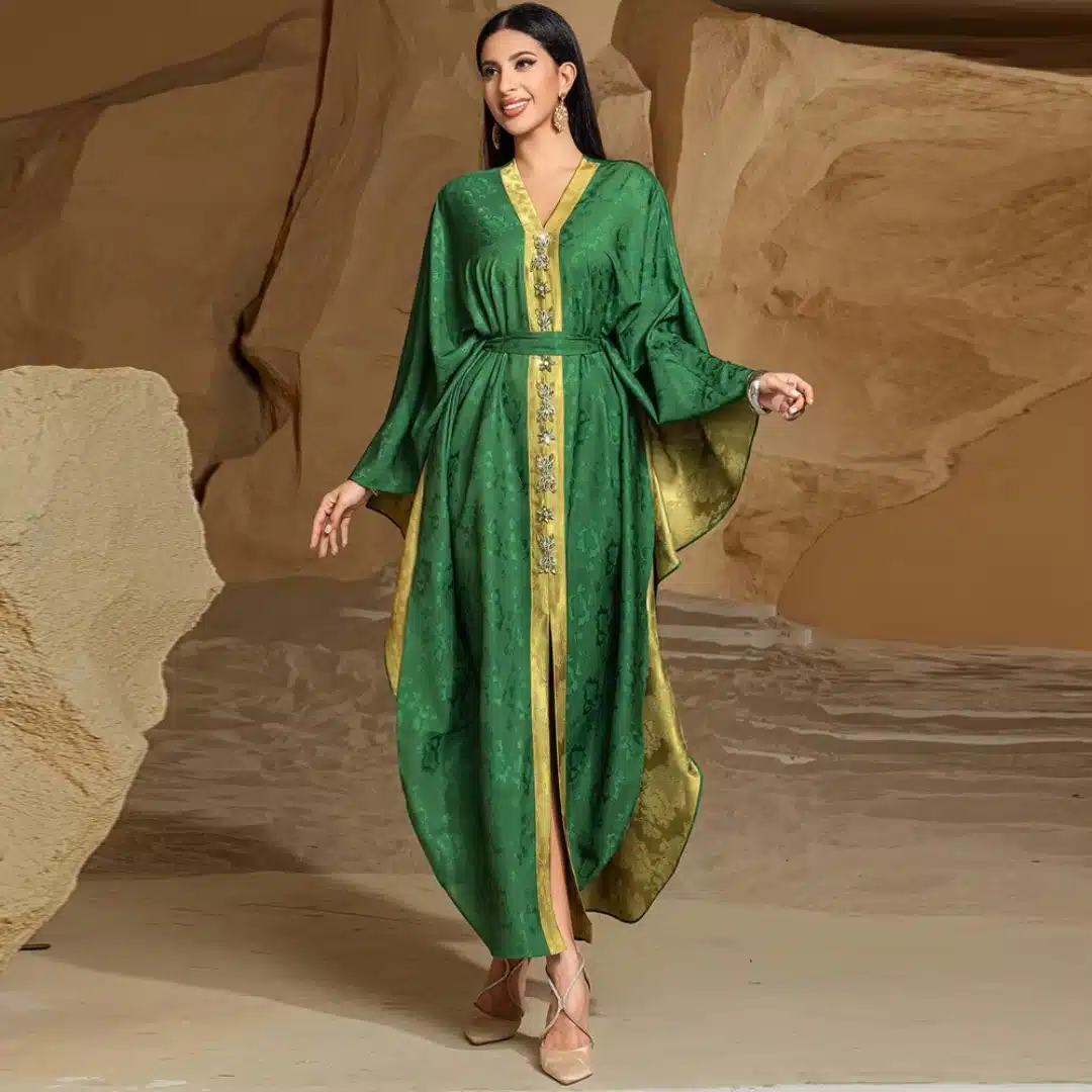 Caftan marocain vert émeraude et doré