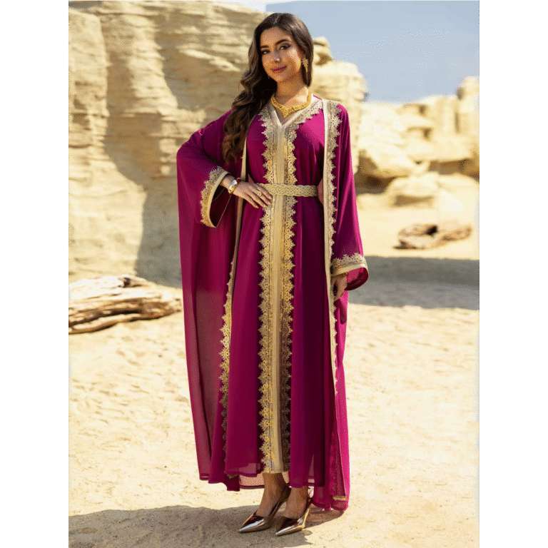 Robe de Soirée Caftan à Broderies Dorées et Manches Longues 4