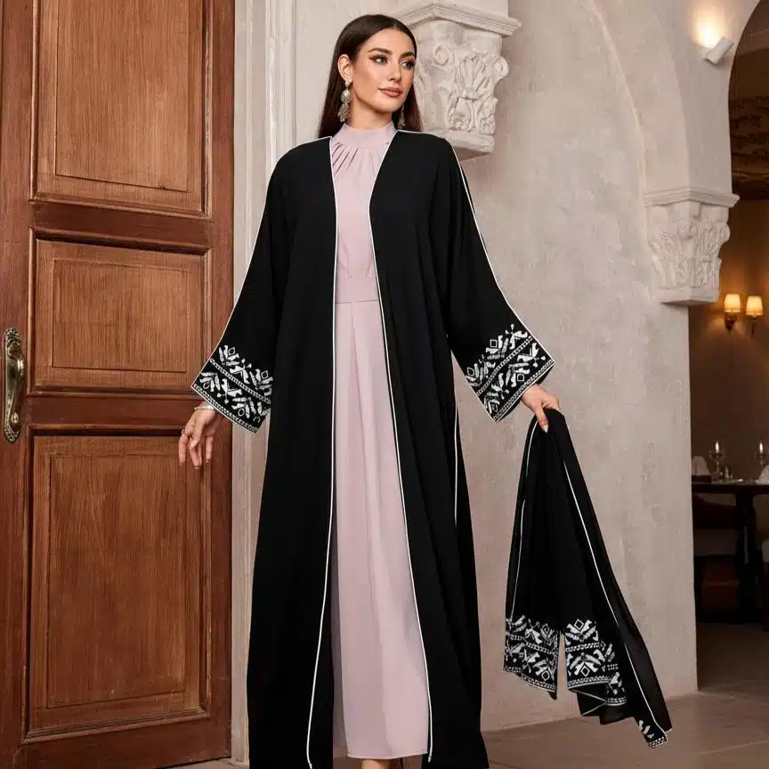 Abaya soirée noire coupe ample avec broderies et écharpe assortie