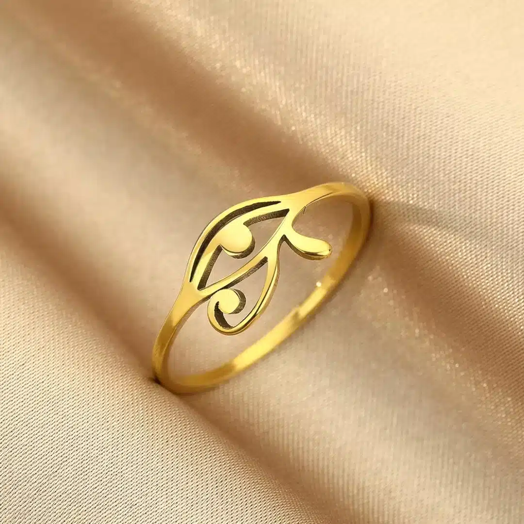 Bague orientale avec oeil d’Horus