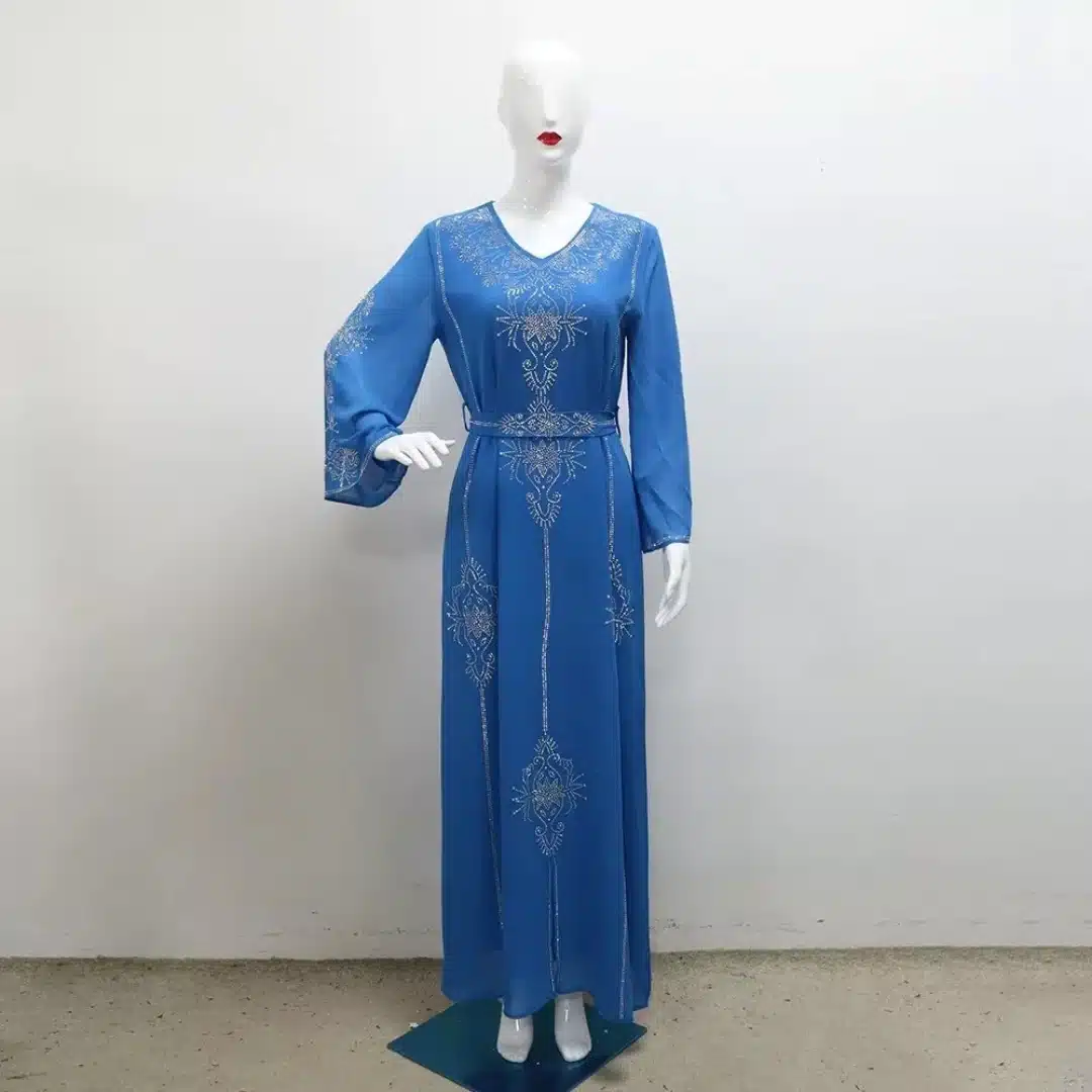 Caftan femme en chiffon à strass, col v et manches larges