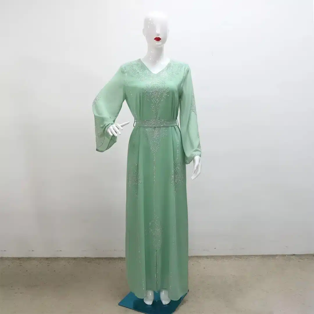 Caftan femme en chiffon à strass, col v et manches larges