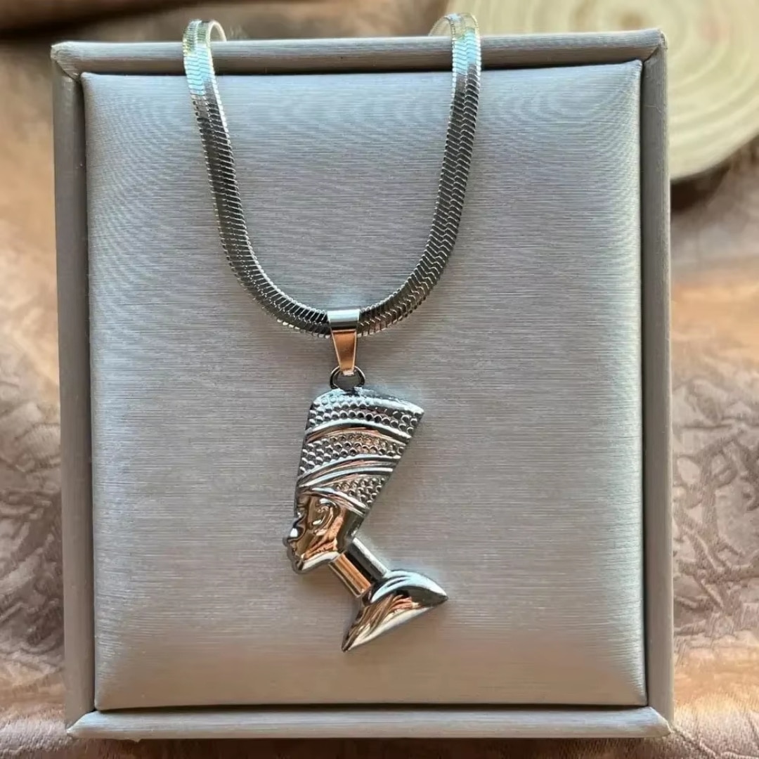Collier Nefertiti 4