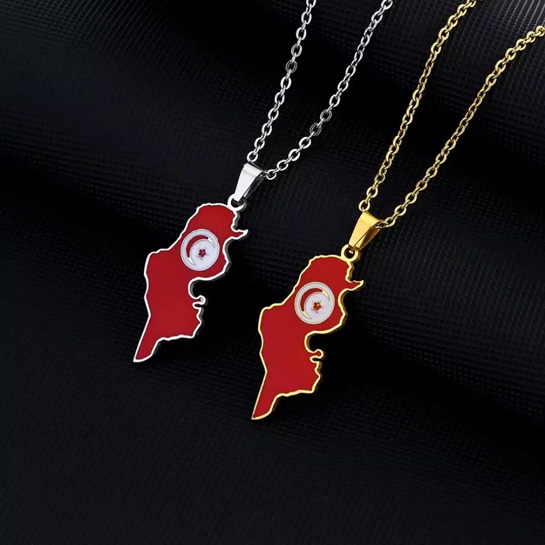 Collier Tunisie carte du pays émaillée rouge