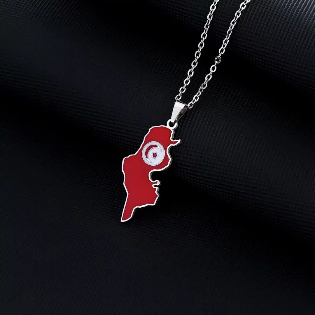 Collier Tunisie carte du pays émaillée rouge