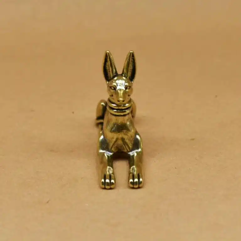 Petite statuette en cuivre doré statue Anubis