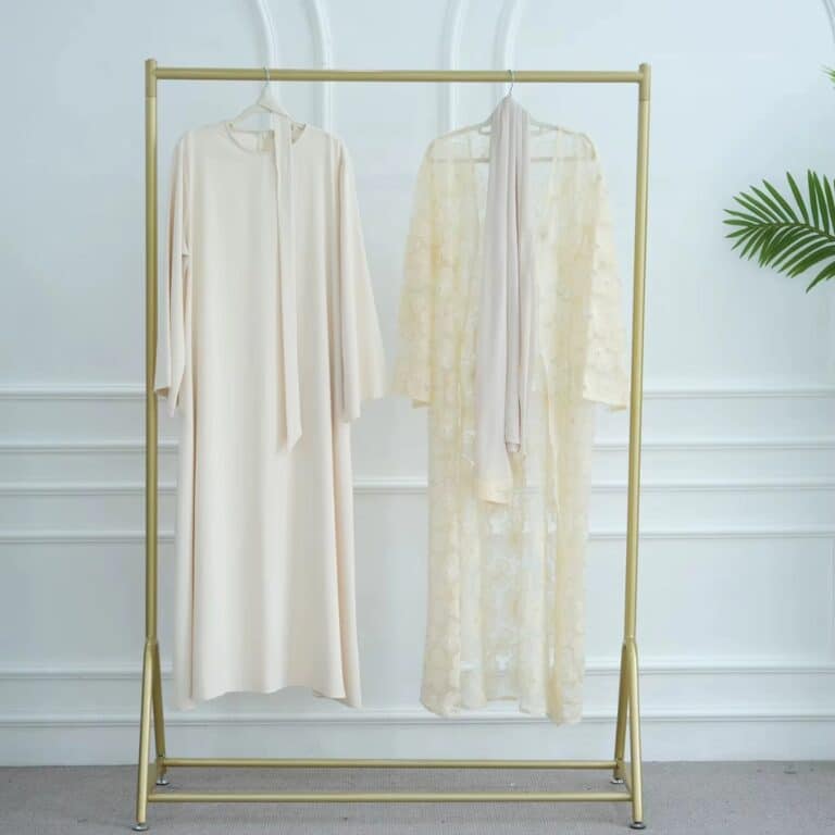 Abaya 3 Pièces avec Dentelle Perlée. 6