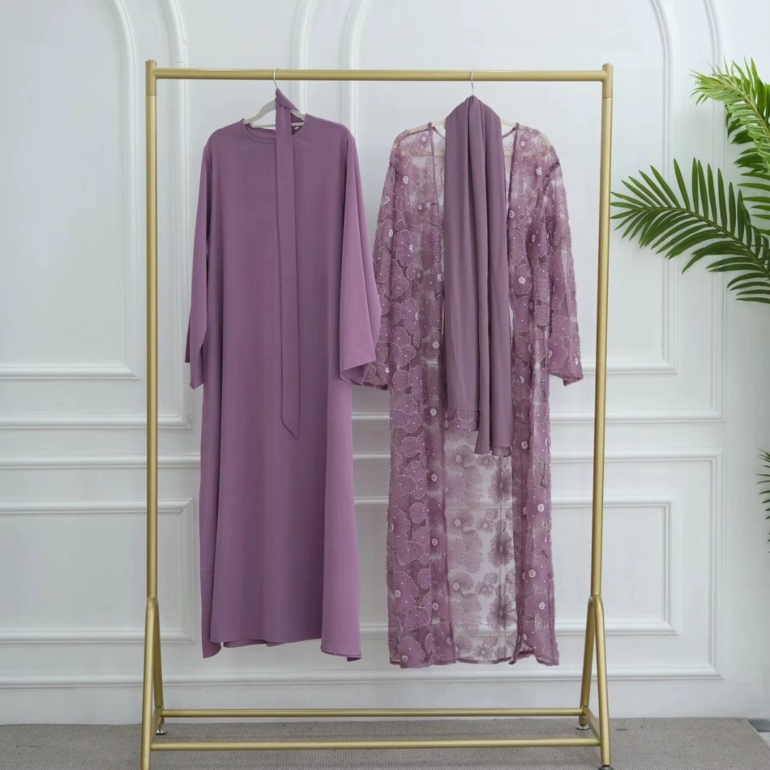 Abaya Brodée Lilas en Dentelle Florale 11