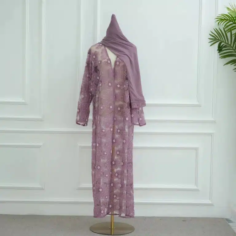 Abaya brodée lilas en dentelle florale