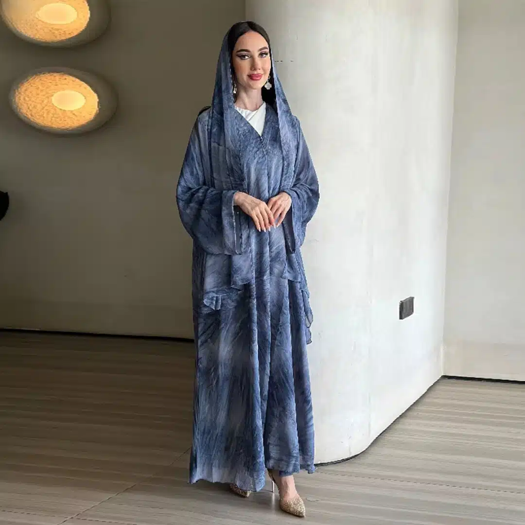 Abaya en mousseline à capuchon en tissu léger