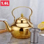 Chaleira dourada em aço inoxidável com infusor