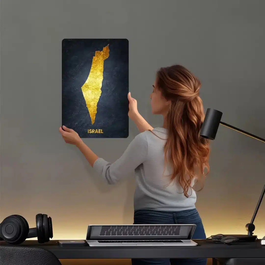 Carte murale en métal d'israël dorée