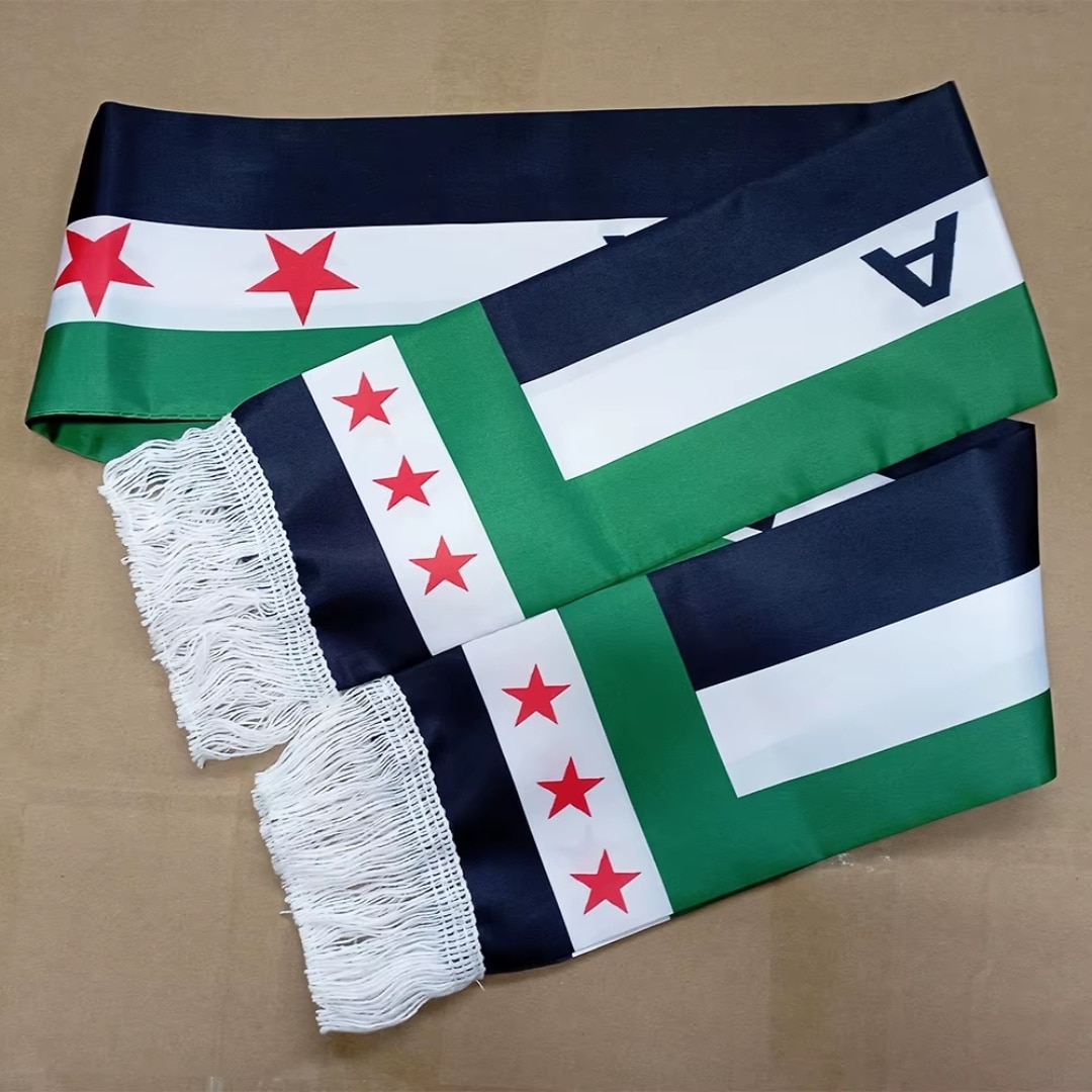 Écharpe aux Couleurs du Drapeau SyrienÉcharpe aux Couleurs du Drapeau Syrien 4