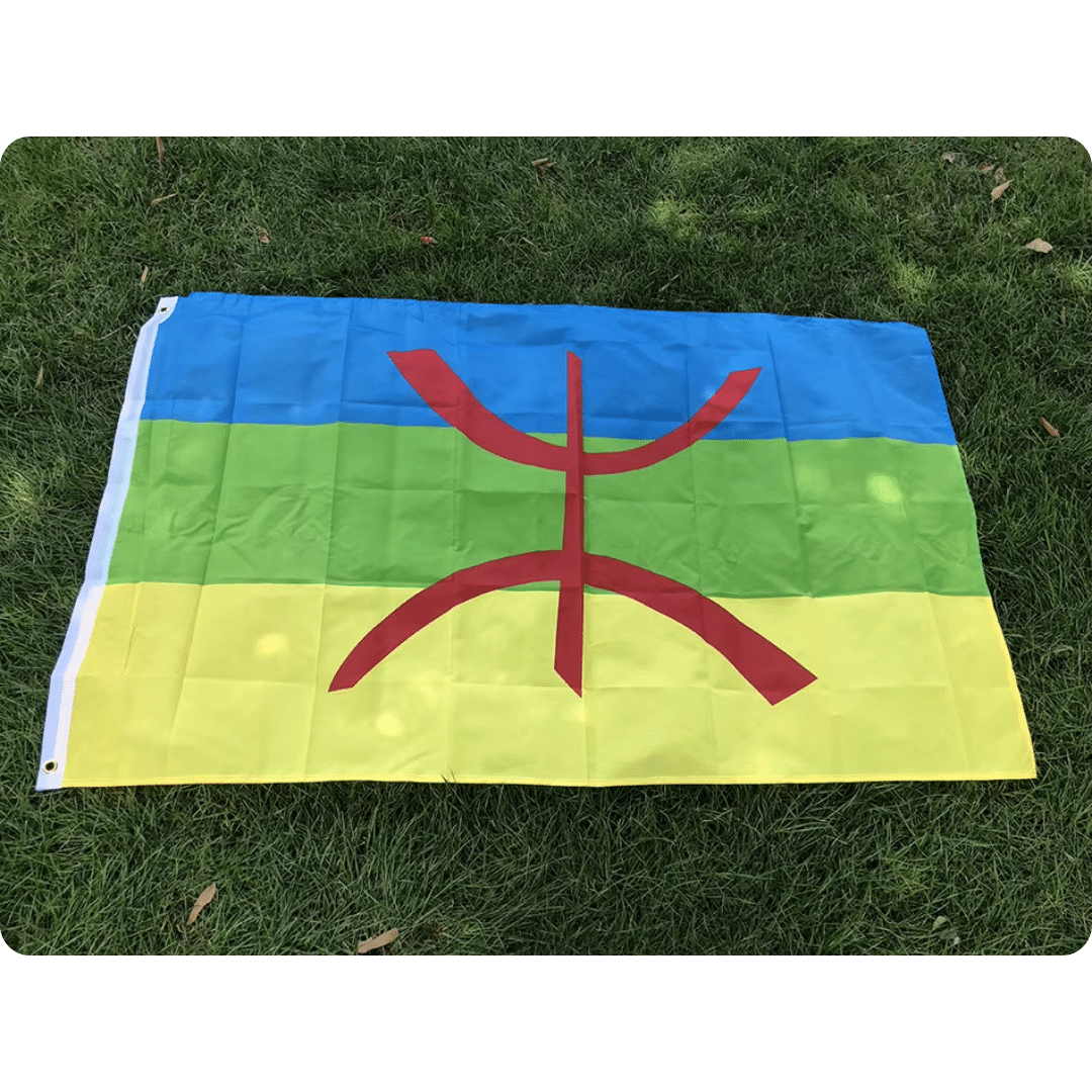Grand drapeau berbère avec symbole amazigh 1