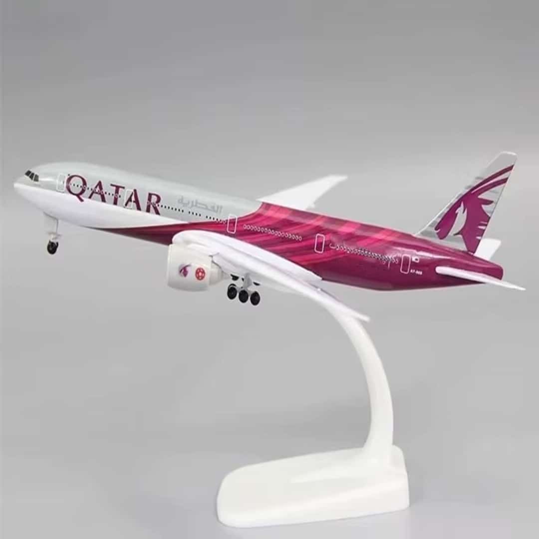 Maquette Avion Boeing 777 Qatar Airways 1