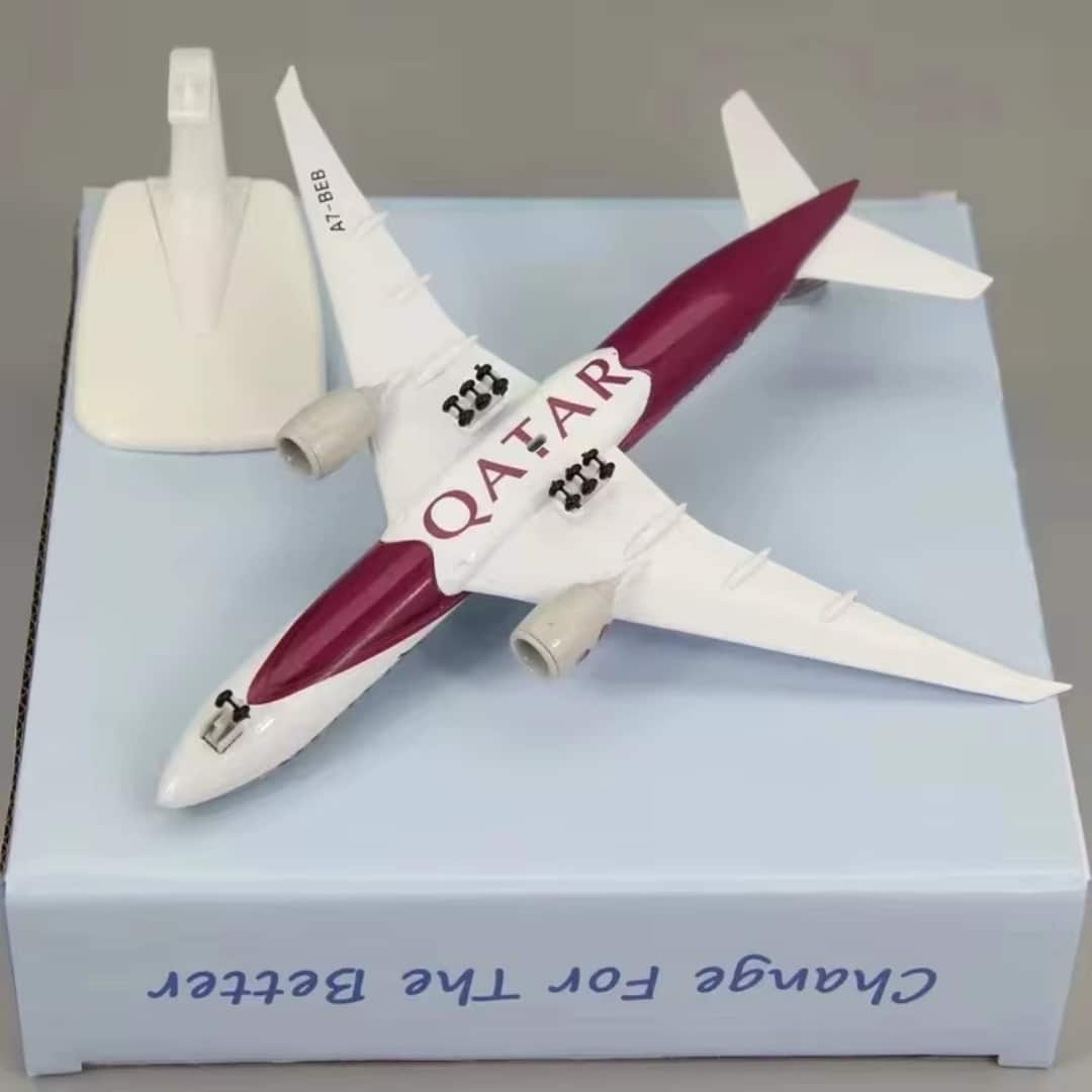 Maquette Avion Boeing 777 Qatar Airways 2