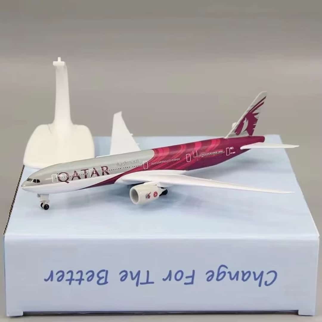 Maquette Avion Boeing 777 Qatar Airways 4
