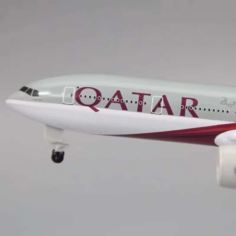 Maquette Avion Boeing 777 Qatar Airways 5