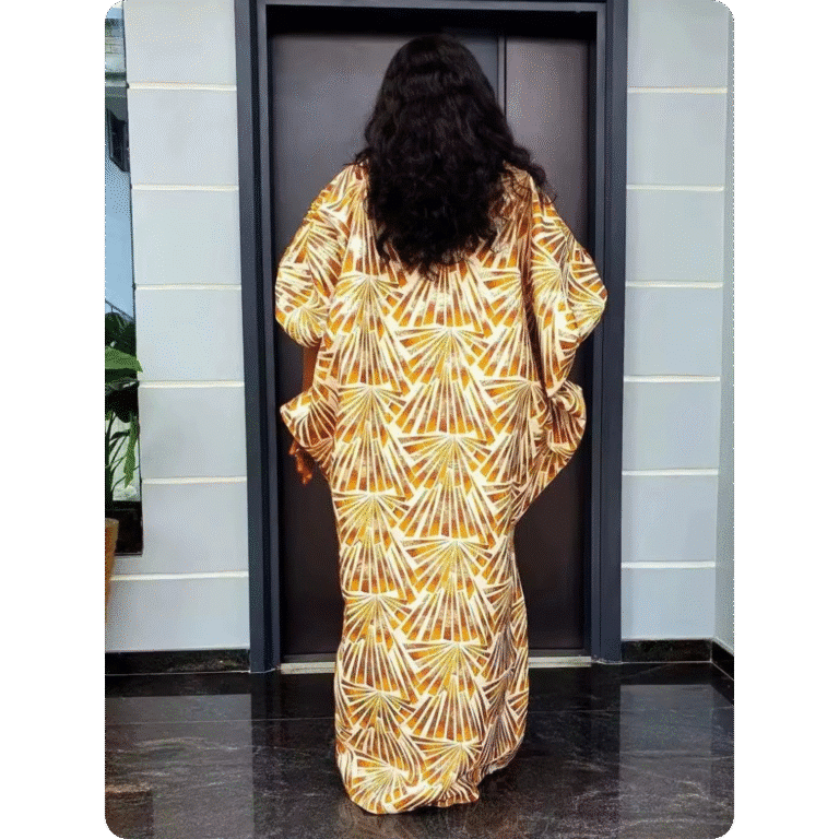 Robe Orientale en Tissu Satin avec Motifs Géométriques 2