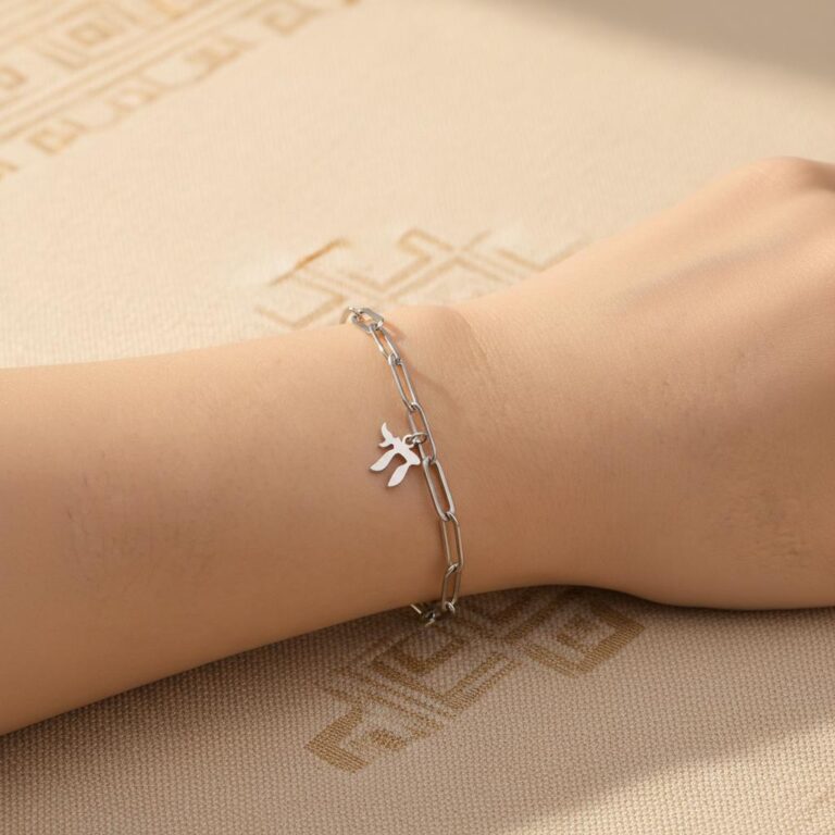 bracelet-en-acier-inoxydable-avec-symbole-chai-picture-5492