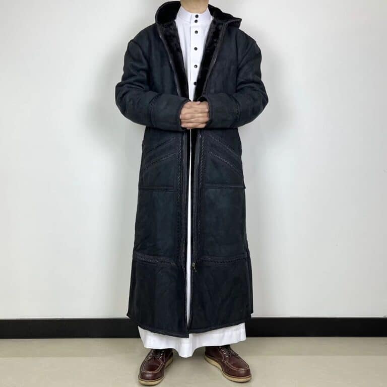 Manteau Saoudien Long à Capuche Épais avec Poches Latérales 3