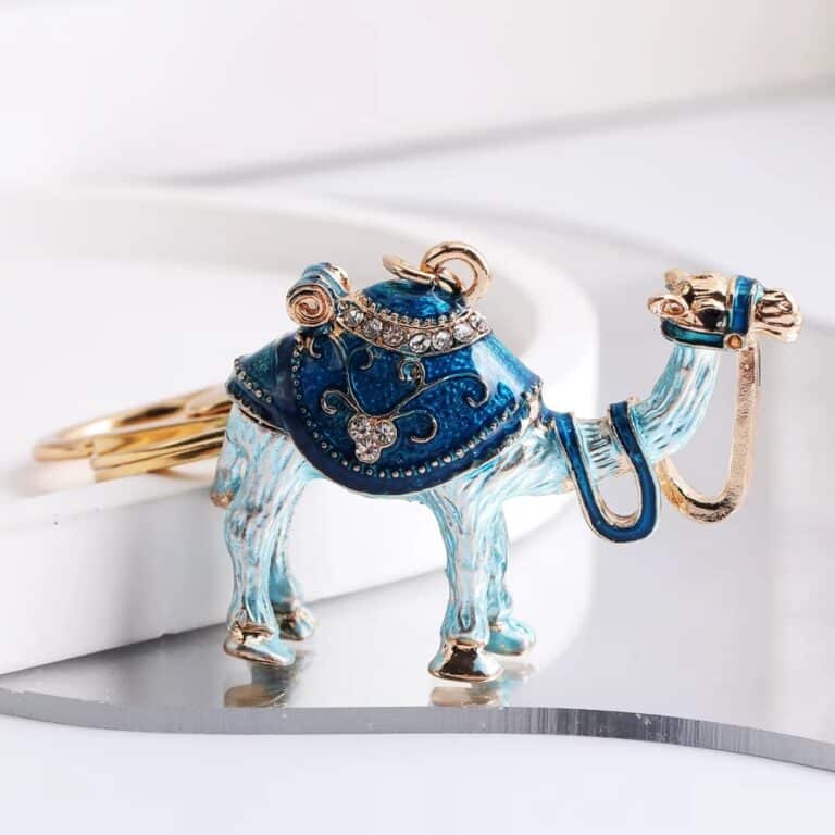Porte-clés de Chameau avec Selle Arabesques et Strass 2