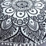 Housse-de-coussin-rond-mandala-boheme-avec-pompons-picture-7