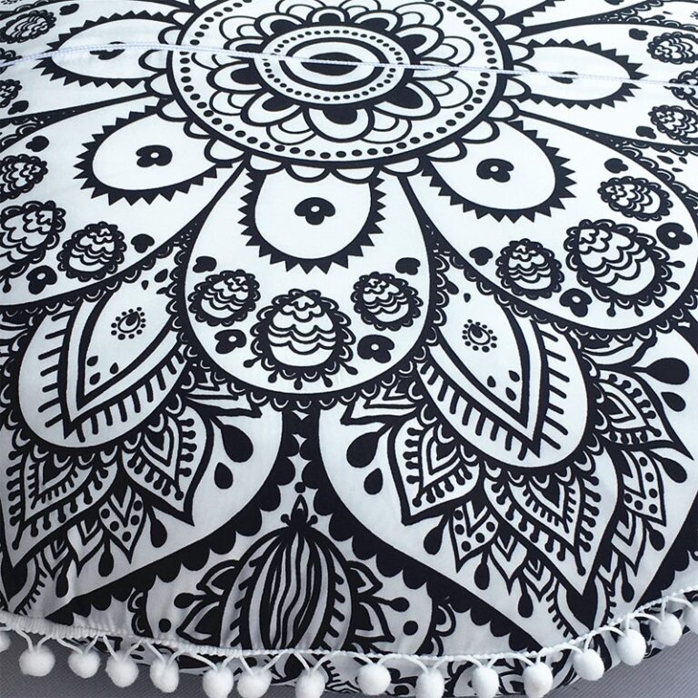 Housse-de-coussin-rond-mandala-boheme-avec-pompons-picture-7