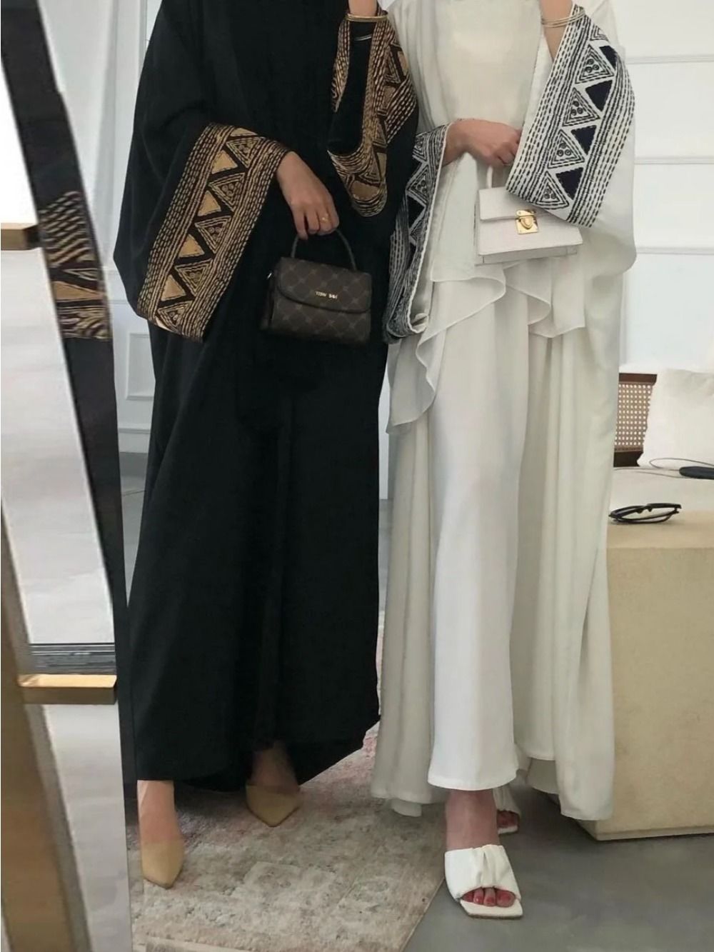 Abaya bordada inspirada no cafetã marroquino, mangas largas