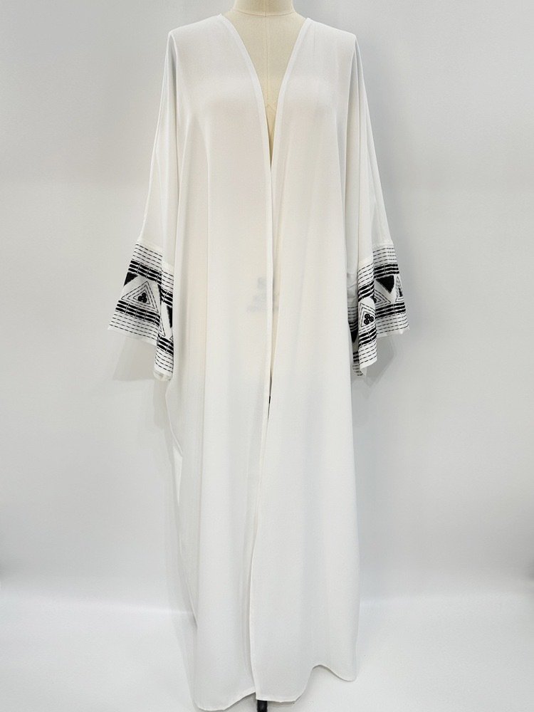 Kaftan-marocain-en-polyester-fluide-avec-manches-kimono-brodees-et-col-en-V-picture-8
