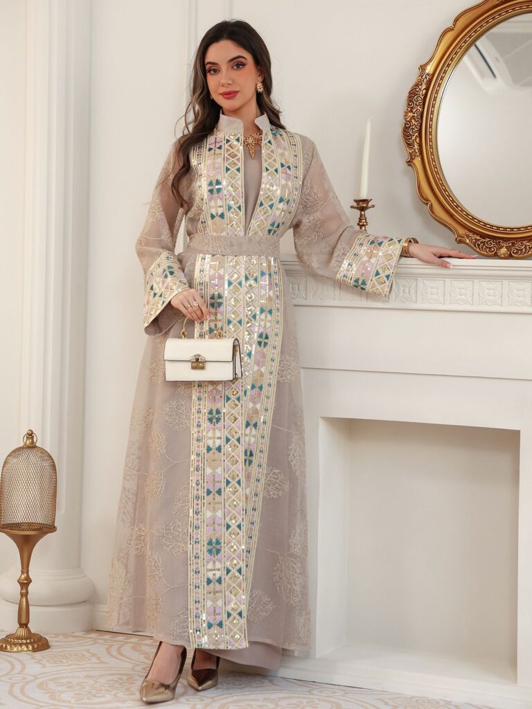 Robe-orientale-longue-brodee-avec-ceinture-et-manches-evasees-picture-3