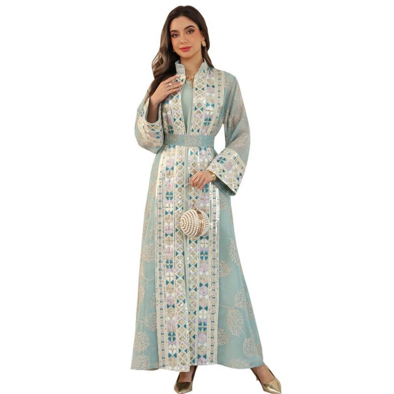 Robe-orientale-longue-brodee-avec-ceinture-et-manches-evasees-picture-6