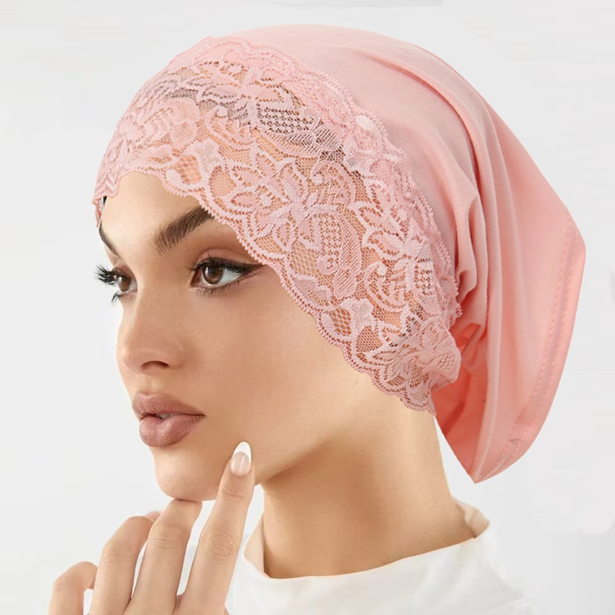Bonnet-sous-hijab-borde-de-dentelle-picture-3