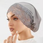 Bonnet-sous-hijab-borde-de-dentelle-picture-5