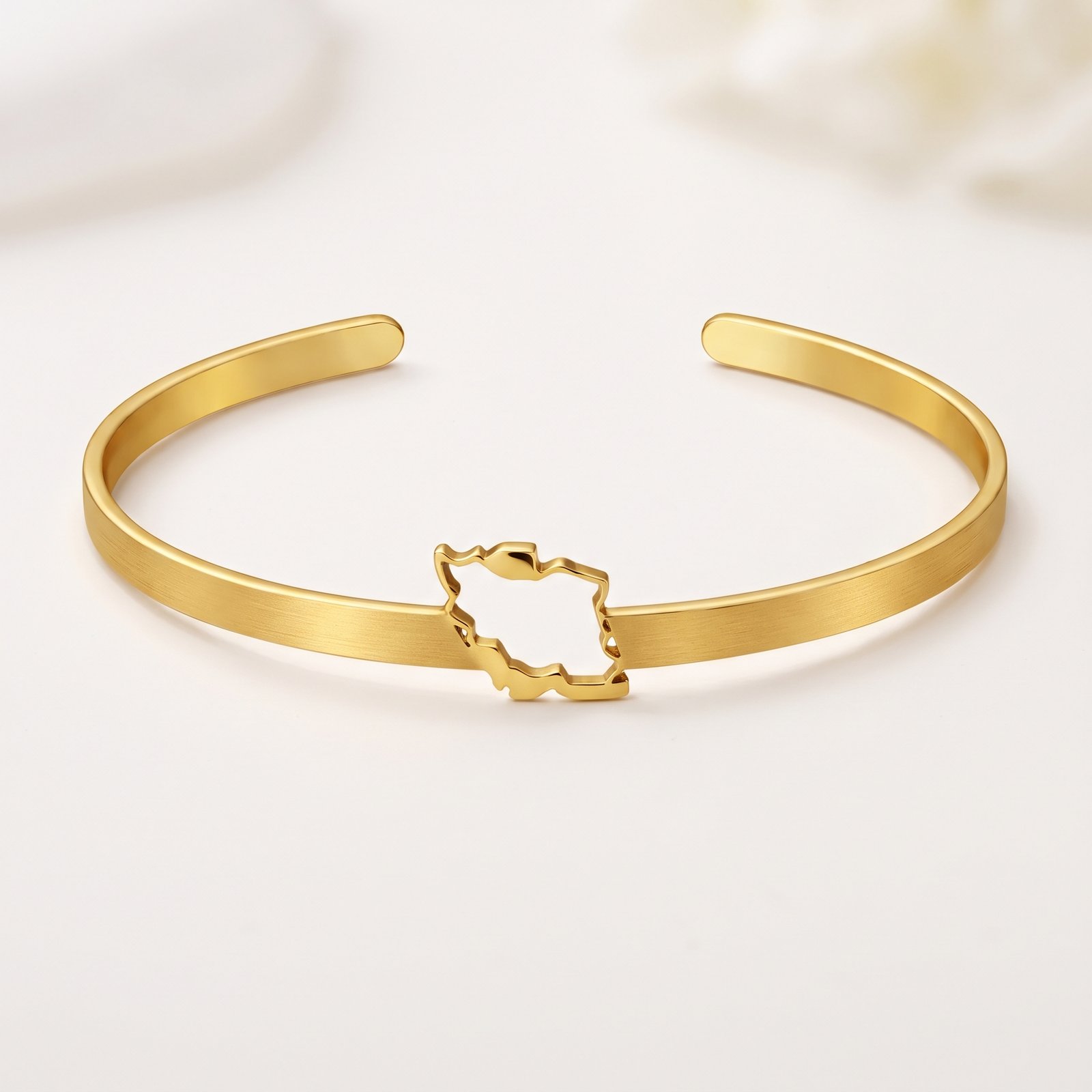 Bracelet-jonc-carte-de-lIran-en-acier-miniature