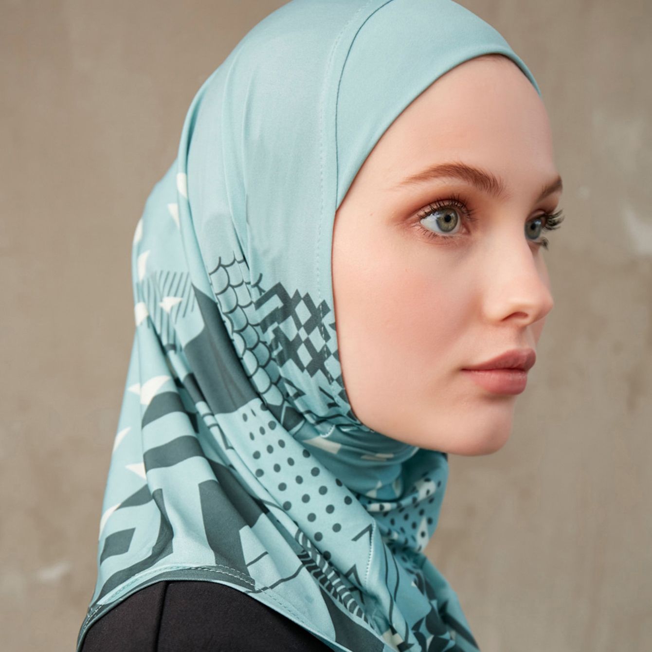Hijab-instantane-a-motifs-geometriques-picture-15