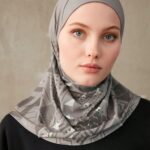 Hijab-instantane-a-motifs-geometriques-picture-2
