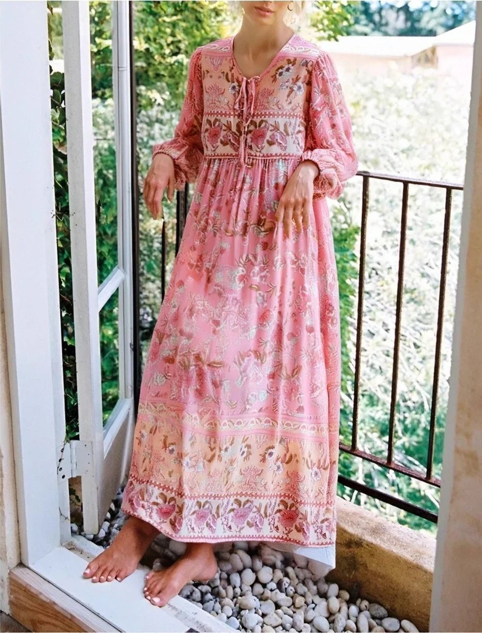 Robe-longue-boheme-a-pompons-picture-1-1